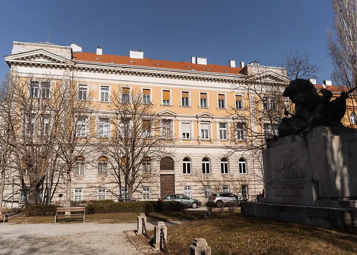 Lion Loft Apartament *